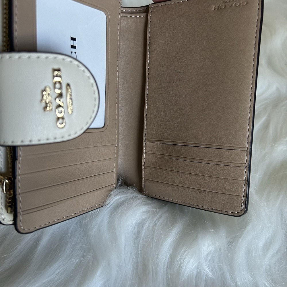 Coach Medium Corner Zip Wallet Chalk White Gold Glitter Star Bifold Leather - Picture 4 of 6